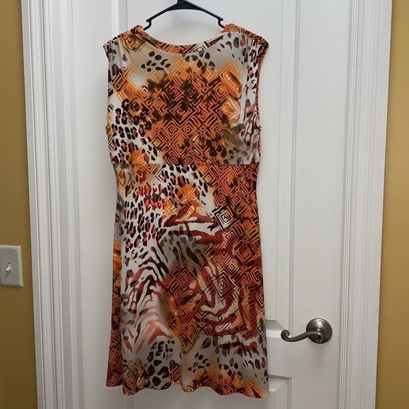 Renuar sleeveless lined orange animal print abstract dress size large - Picture 9 of 9